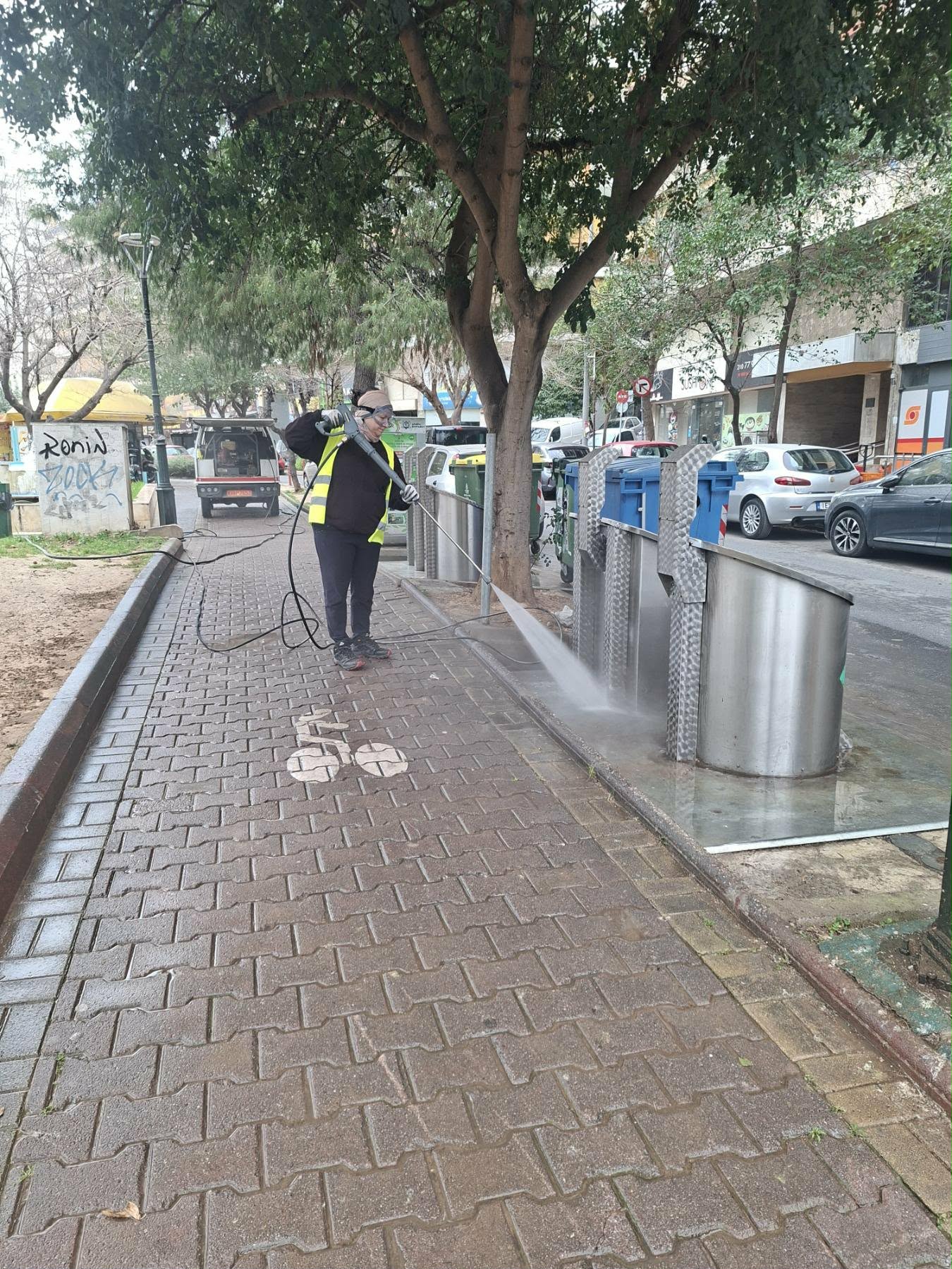 Συνεχείς παρεμβάσεις καθαριότητας σε όλη την πόλη
