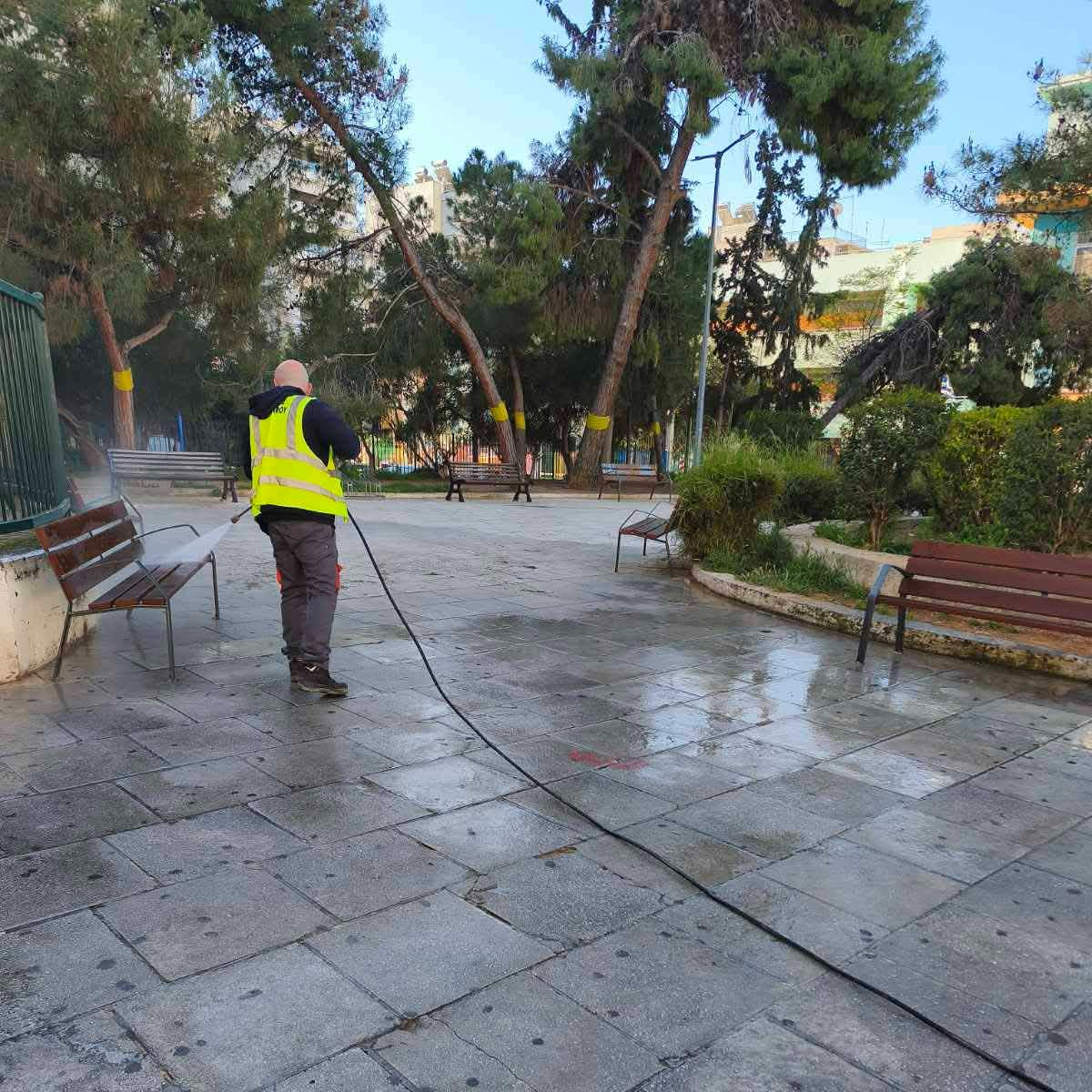 Εντατικοί καθαρισμοί στο Δήμο Ζωγράφου ενόψει Πάσχα