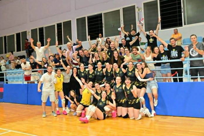 Δευτεραθλήτρια Ελλάδας η ομάδα βόλεϊ γυναικών Κ18 του Ηλυσιακού.